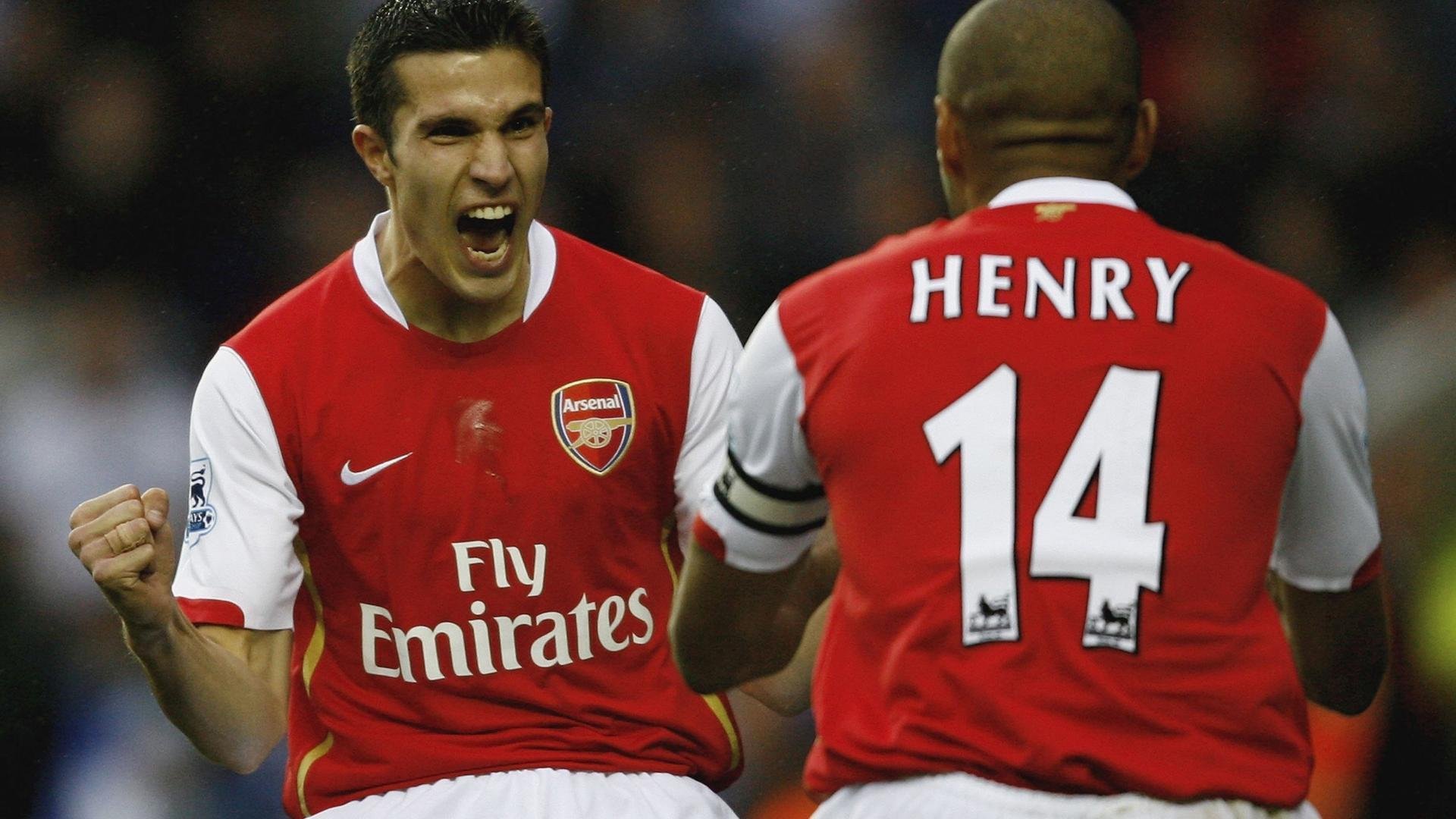 【直播评论互动】球迷热情助推比赛氛围，球迷分享